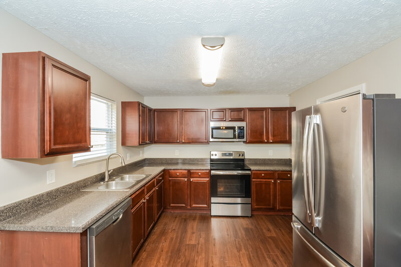 2,230/Mo, 5516 Dory Dr Antioch, TN 37013 Kitchen View