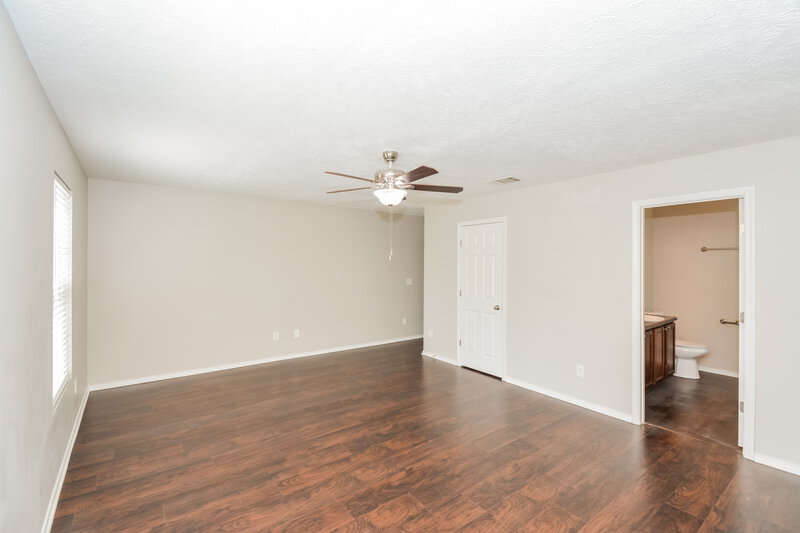 2,230/Mo, 5516 Dory Dr Antioch, TN 37013 Main Bedroom View 2