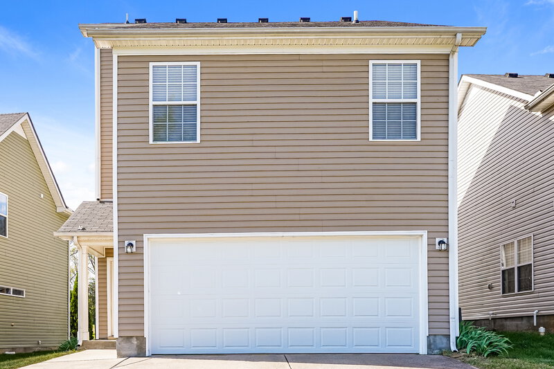 2,185/Mo, 1416 Sprucedale Dr Antioch, TN 37013 Rear View