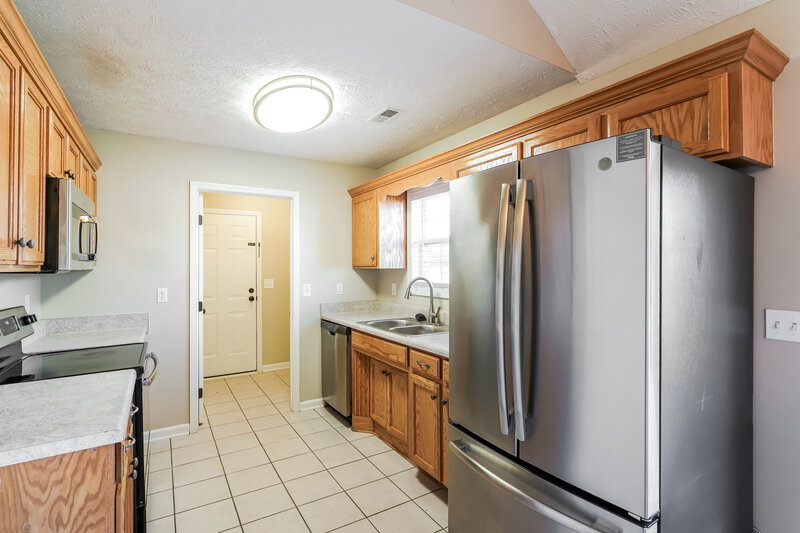 2,100/Mo, 9016 Mutual Dr Smyrna, TN 37167 Kitchen View