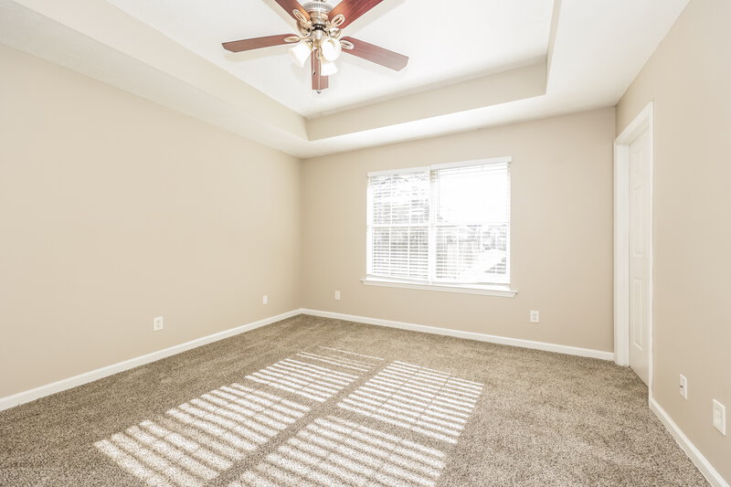 1,700/Mo, 605 Freedom Ct Murfreesboro, TN 37129 Main Bedroom View 2