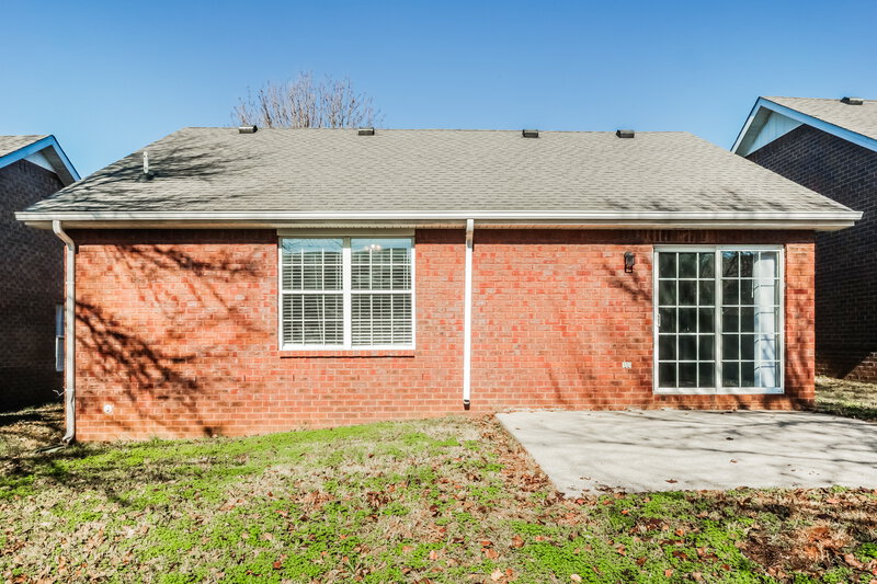 1,700/Mo, 605 Freedom Ct Murfreesboro, TN 37129 Rear View