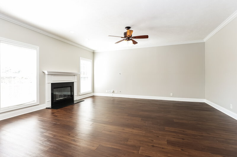 2,210/Mo, 2467 Oak Hill Dr Murfreesboro, TN 37130 Living Room View