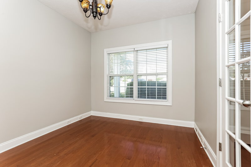 2,210/Mo, 2467 Oak Hill Dr Murfreesboro, TN 37130 Dining Room View