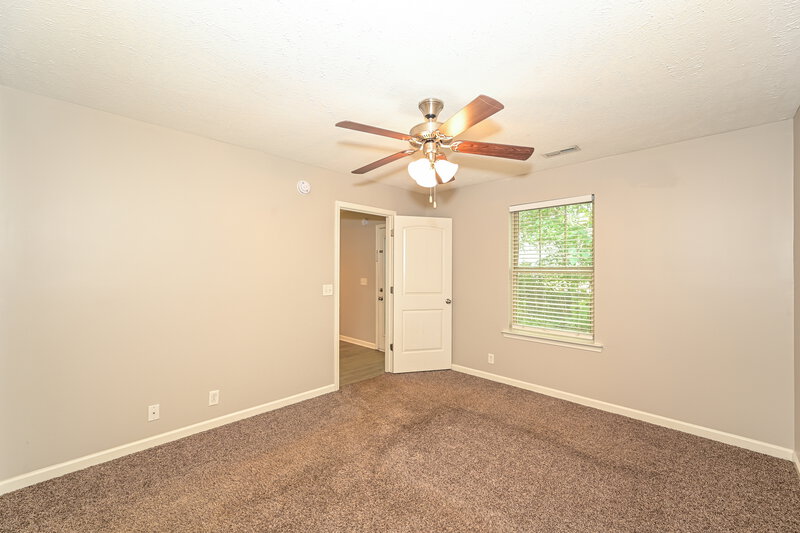 2,030/Mo, 1854 Warmingfield Dr Murfreesboro, TN 37127 Main Bedroom View 2