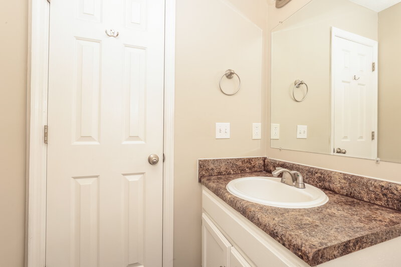 1,730/Mo, 514 Federal Ct Murfreesboro, TN 37129 Bathroom View