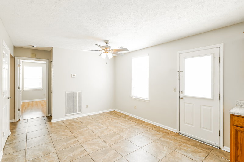 2,365/Mo, 106 Bradford Cir Hendersonville, TN 37075 Dining Room View