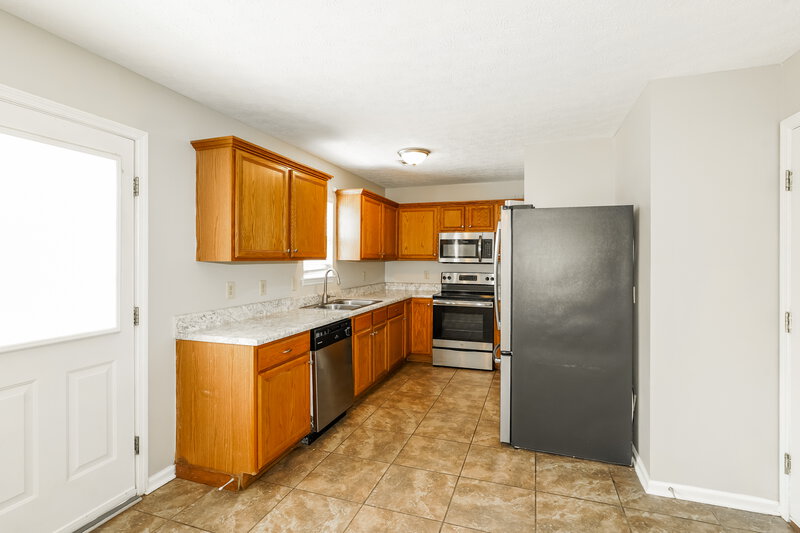 2,365/Mo, 106 Bradford Cir Hendersonville, TN 37075 Kitchen View