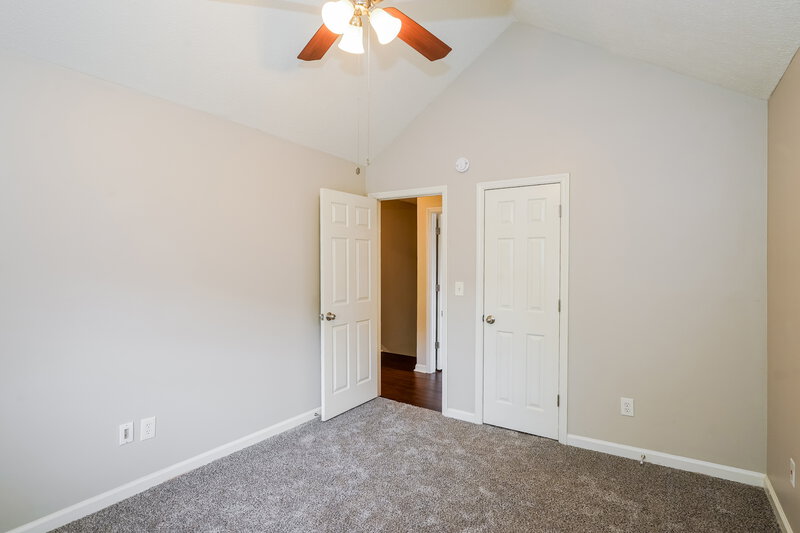 2,195/Mo, 2729 River Bend Dr Nashville, TN 37214 Bedroom View 2