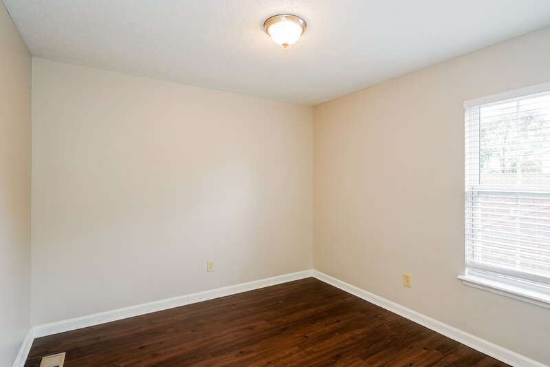 2,195/Mo, 2729 River Bend Dr Nashville, TN 37214 Bedroom View 3