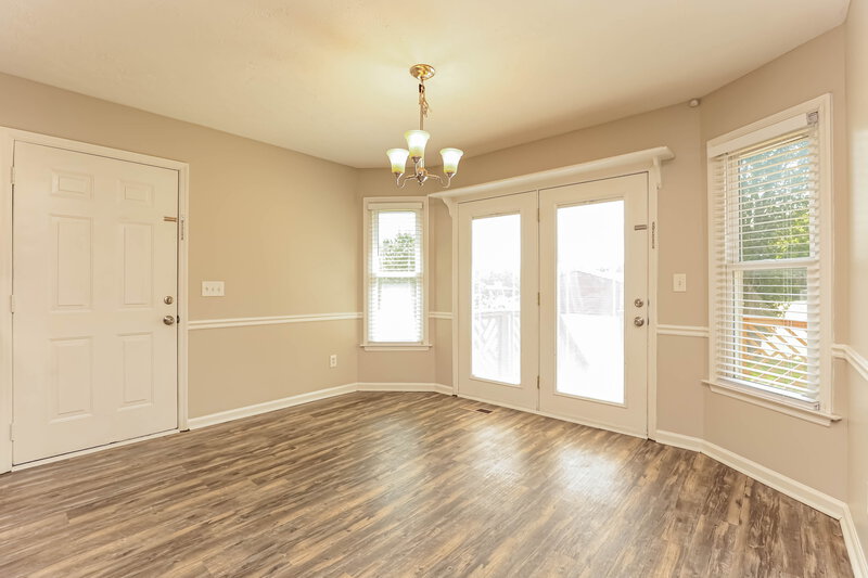 2,260/Mo, 210 Saint Lukes Ln Smyrna, TN 37167 Dining Room View