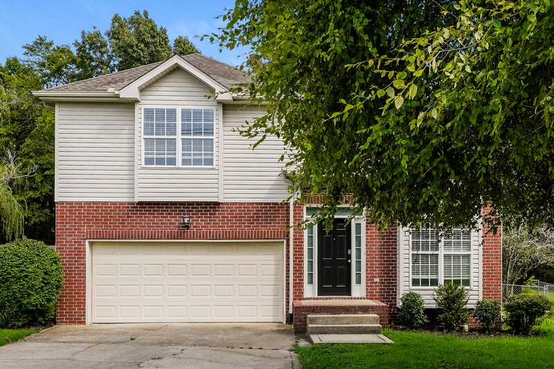 2,210/Mo, 131 E Braxton Ln Hendersonville, TN 37075 External View