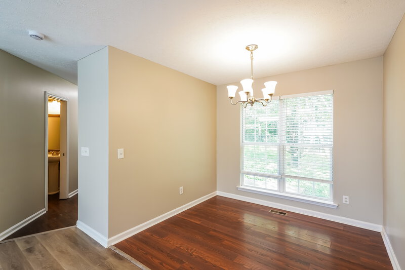 2,210/Mo, 131 E Braxton Ln Hendersonville, TN 37075 Dining Room View