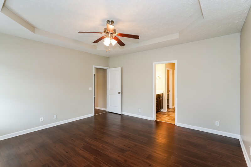 2,360/Mo, 2426 Salem Glen Xing Murfreesboro, TN 37128 Main Bedroom View 3