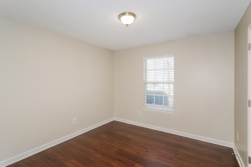 2,400/Mo, 102 Riverwood Dr La Vergne, TN 37086 Bedroom View 3