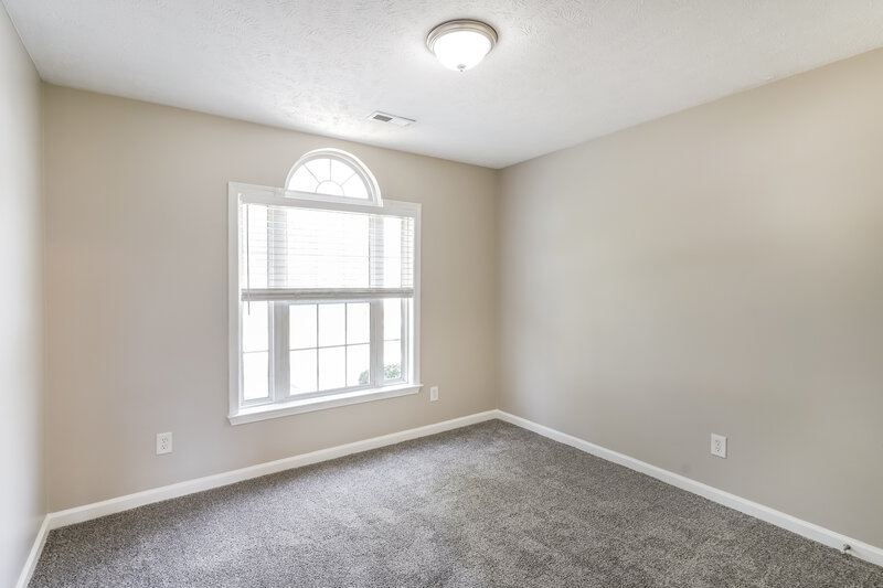1,915/Mo, 615 Zellwood Dr La Vergne, TN 37086 Bedroom View 2