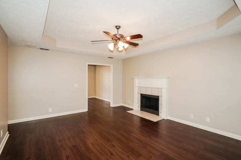 2,300/Mo, 1231 Azure Way Murfreesboro, TN 37128 Living Room View