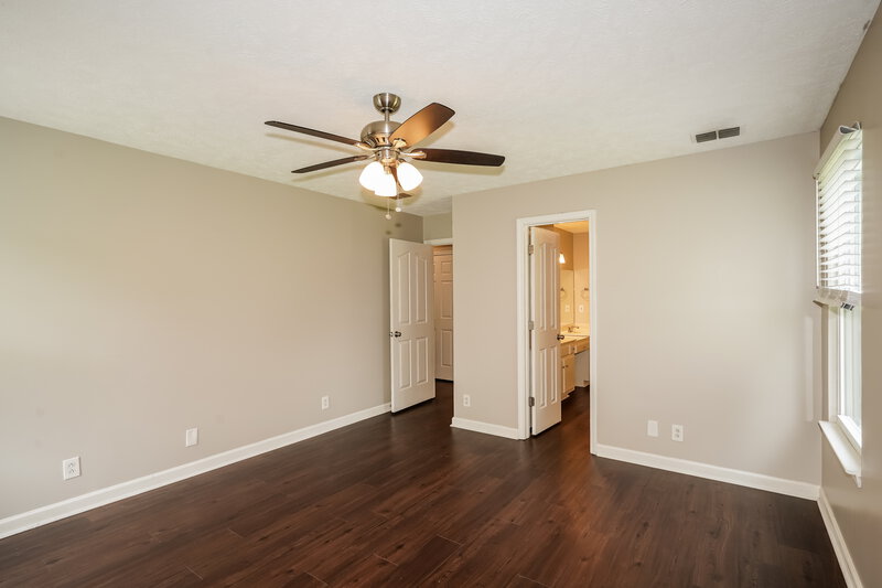 2,300/Mo, 1231 Azure Way Murfreesboro, TN 37128 Main Bedroom View