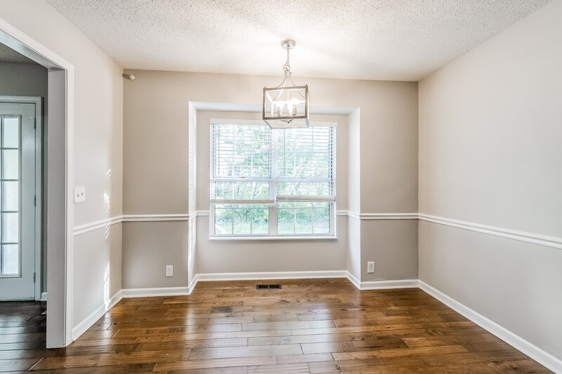 2,520/Mo, 3933 Hillshire Dr Antioch, TN 37013 Dining Room View 2