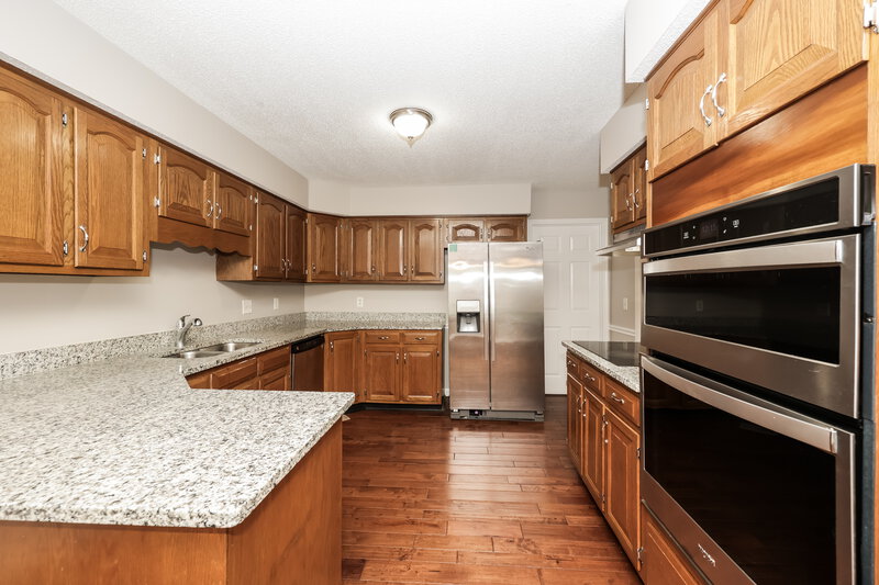 3,220/Mo, 3933 Hillshire Dr Antioch, TN 37013 Kitchen View