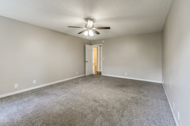 2,520/Mo, 3933 Hillshire Dr Antioch, TN 37013 Main Bedroom View 2