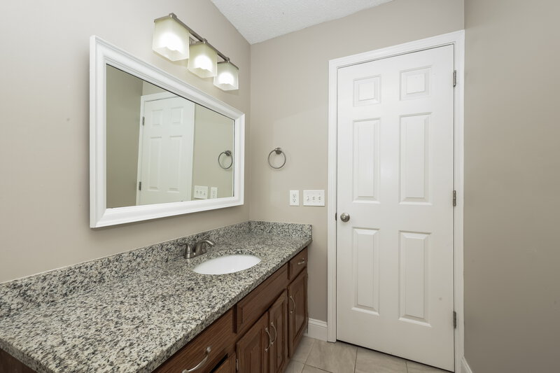 3,220/Mo, 3933 Hillshire Dr Antioch, TN 37013 Bathroom View