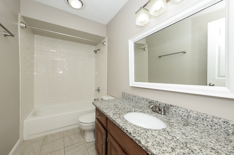 3,220/Mo, 3933 Hillshire Dr Antioch, TN 37013 Bathroom View 3