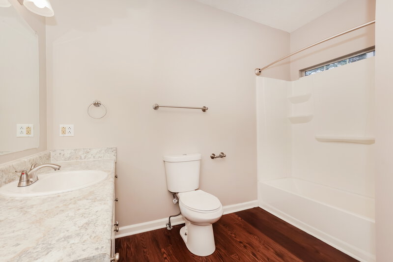 3,050/Mo, 1513 Bell Trace Dr Antioch, TN 37013 Main Bathroom View 2
