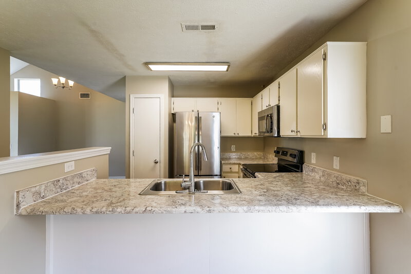 2,265/Mo, 1052 Mulberry Way Nashville, TN 37207 Kitchen View