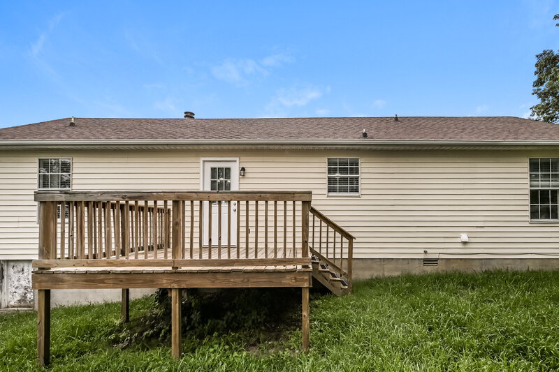 1,965/Mo, 581 Woodcrest Dr La Vergne, TN 37086 Rear View 2