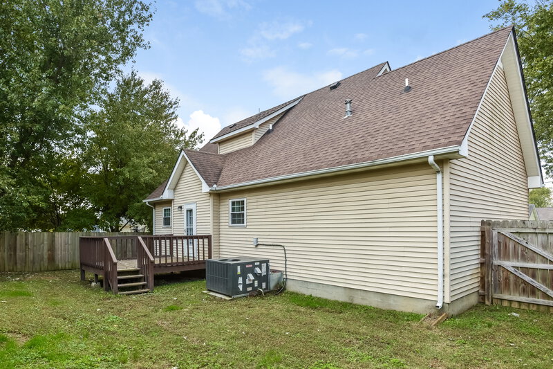 2,195/Mo, 108 Oak Leaf Ct Hendersonville, TN 37075 Rear View
