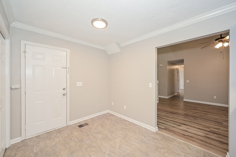 2,065/Mo, 1703 Jimmy Cv La Vergne, TN 37086 Dining Room View