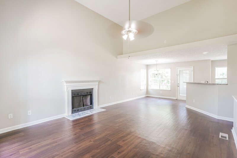 2,475/Mo, 1207 Cedarbend Dr Mount Juliet, TN 37122 Living Room View