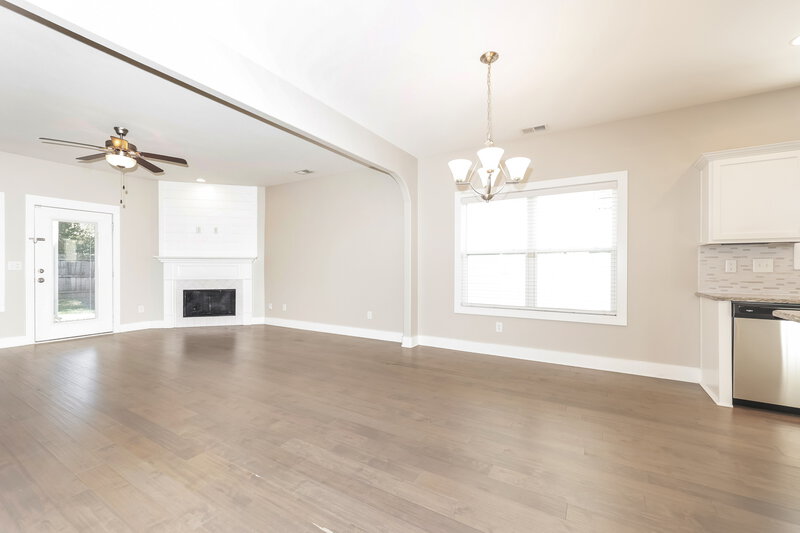 2,265/Mo, 4112 Stark St Murfreesboro, TN 37129 Misc View