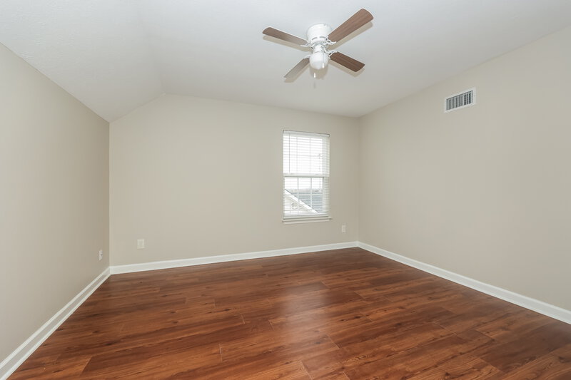 1,860/Mo, 146 Howard Woody Dr La Vergne, TN 37086 Main Bedroom View