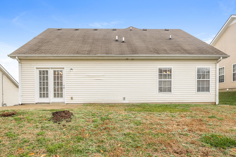 1,860/Mo, 146 Howard Woody Dr La Vergne, TN 37086 Rear View