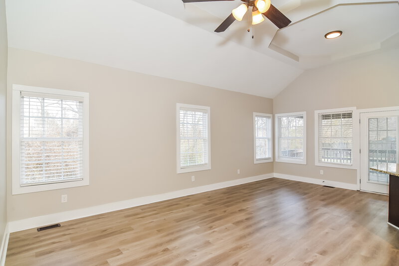 2,505/Mo, 1724 Brick Ct Nashville, TN 37207 Living Room View 2