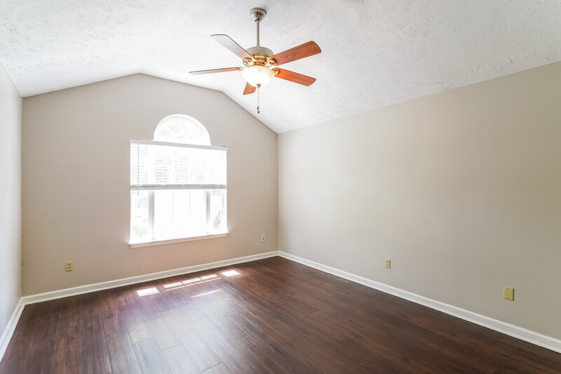 2,010/Mo, 506 Gammon Ln La Vergne, TN 37086 Main Bedroom View