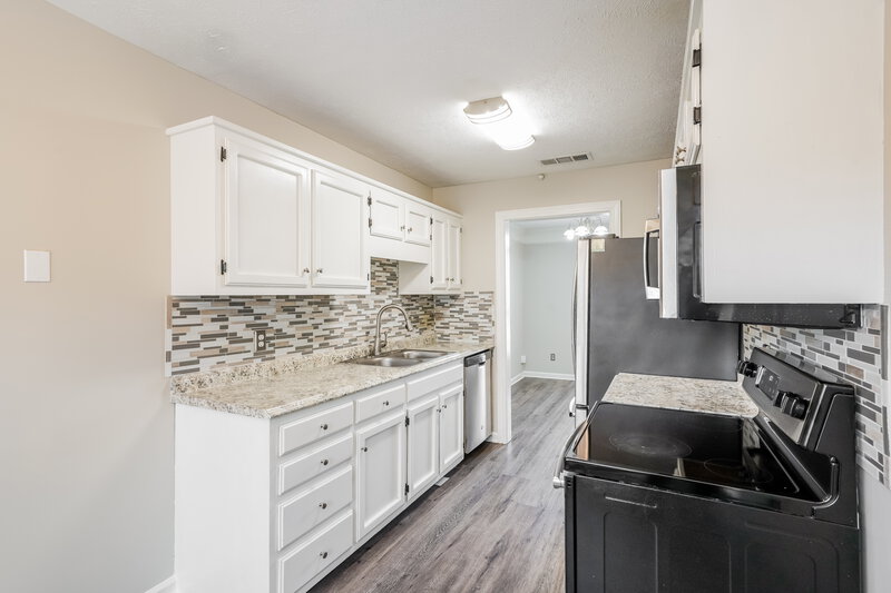 2,060/Mo, 809 Clearspring Ct Smyrna, TN 37167 Kitchen View