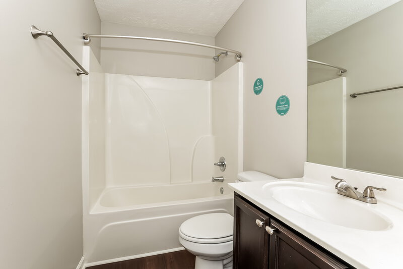 1,860/Mo, 1845 Warmingfield Dr Murfreesboro, TN 37127 Bathroom View