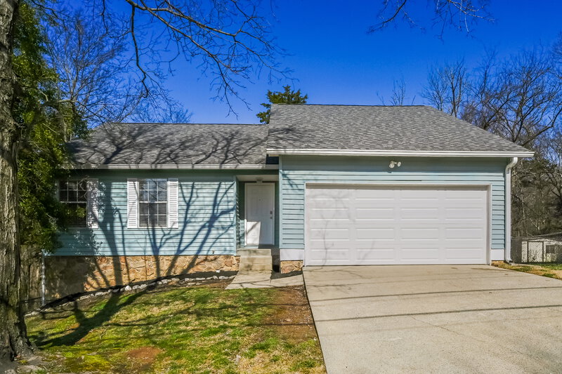 2,250/Mo, 1008 Regents Park Cir Antioch, TN 37013 External View