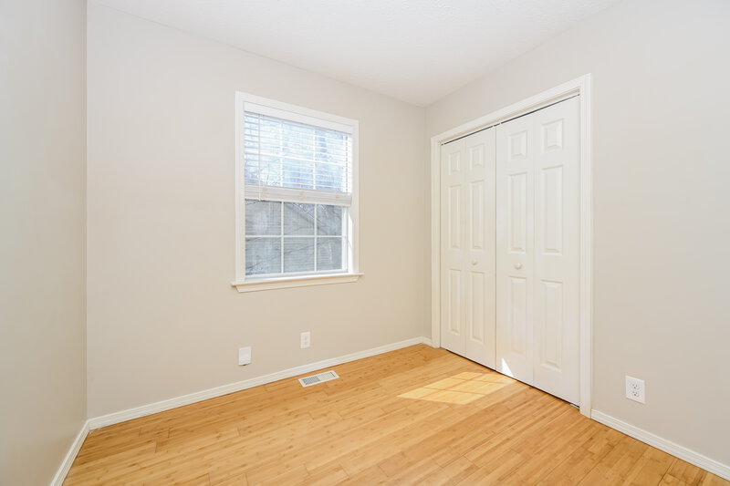 2,250/Mo, 1008 Regents Park Cir Antioch, TN 37013 Bedroom View 3