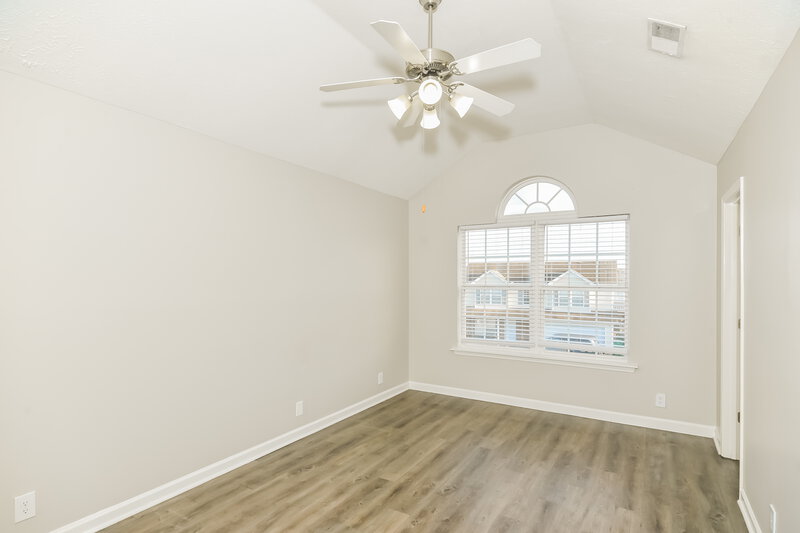 1,815/Mo, 1230 Shannon Ln La Vergne, TN 37086 Main Bedroom View