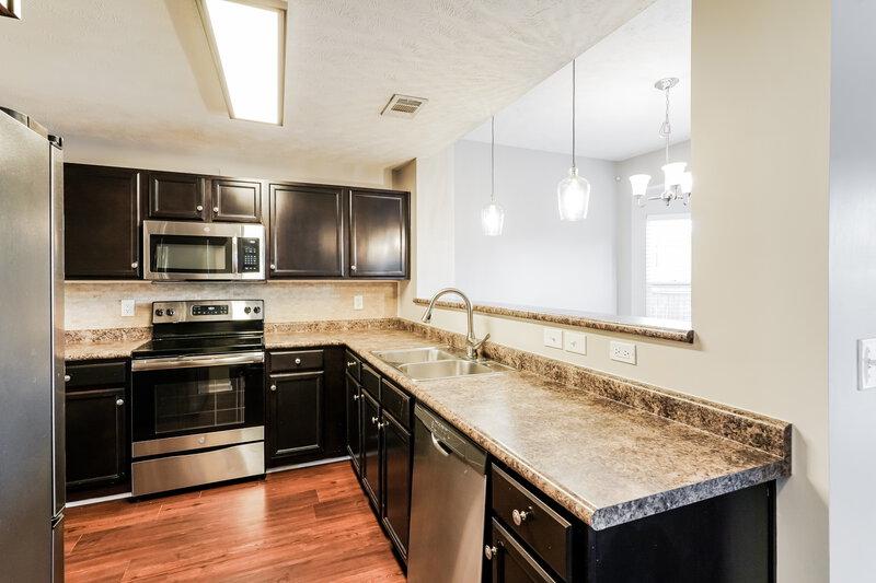 2,245/Mo, 8853 Cressent Glen Ct Antioch, TN 37013 Kitchen View 2