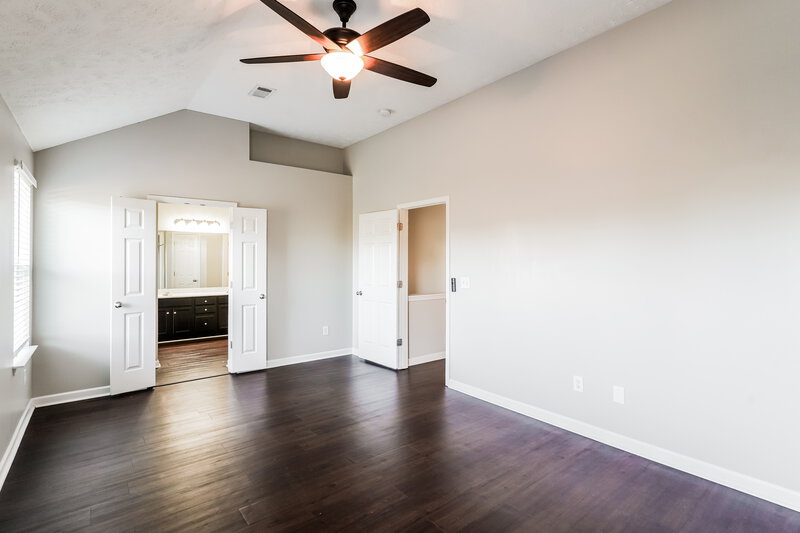 2,245/Mo, 8853 Cressent Glen Ct Antioch, TN 37013 Main Bedroom View 2