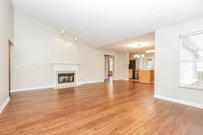 2,111/Mo, 2812 Summer Hollow Ln Hermitage, TN 37076 Living Room View