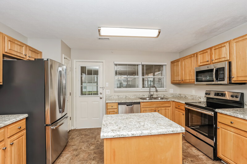 2,111/Mo, 2812 Summer Hollow Ln Hermitage, TN 37076 Kitchen View