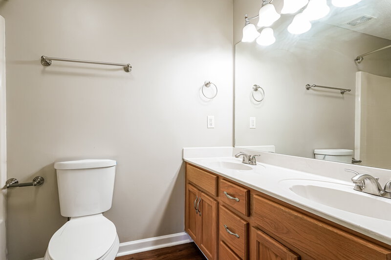 2,335/Mo, 3208 Nicole Dr Spring Hill, TN 37174 Bathroom View