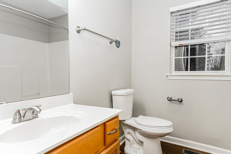 3,240/Mo, 3208 Nicole Dr Spring Hill, TN 37174 Bathroom View