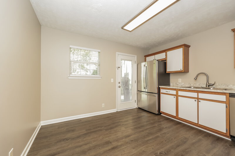 1,640/Mo, 1318 Lyndsey Ridge Dr La Vergne, TN 37086 Dining Room View